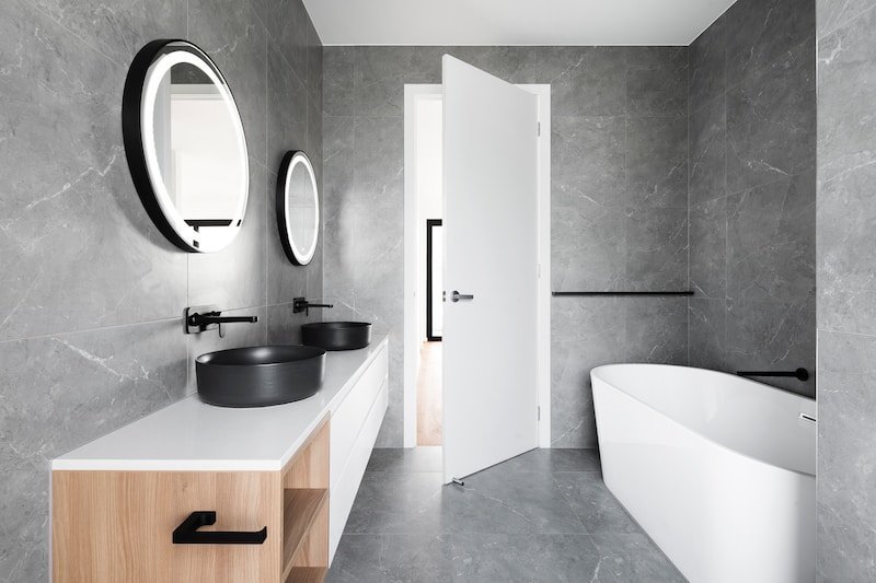 Is it Worth Remodeling Your Primary Bathroom? 1 Is it Worth Remodeling Your Primary Bathroom?